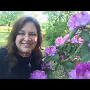 Meet your Posher, Lori